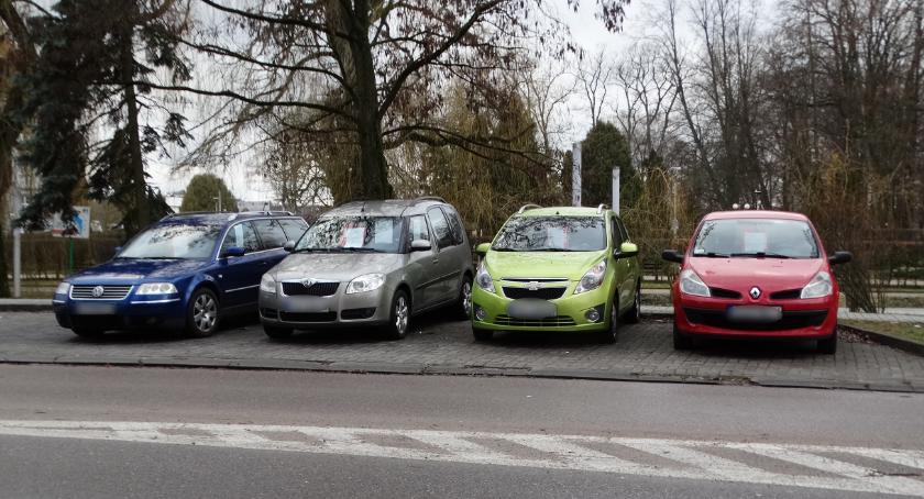 To parking, czy autkomis?