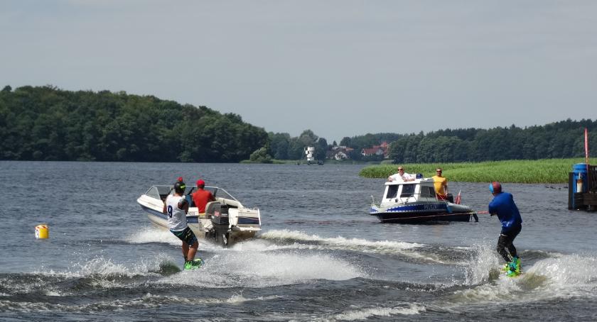 Sporty motorowodne na Trzesiecku