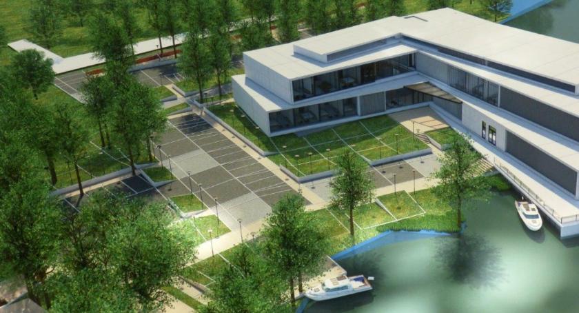 Hotel na jeziorze u prokuratora na wniosek mieszkańców 
