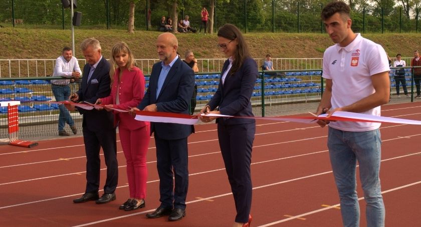 Nowy stadion oficjalnie otwarty. Potem odbyły się Mistrzostwa Polski