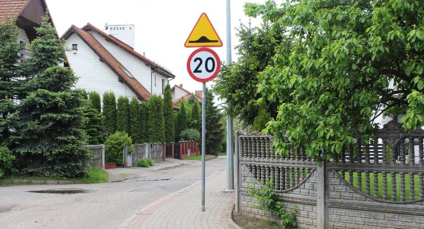 Znak, czy potykacz?