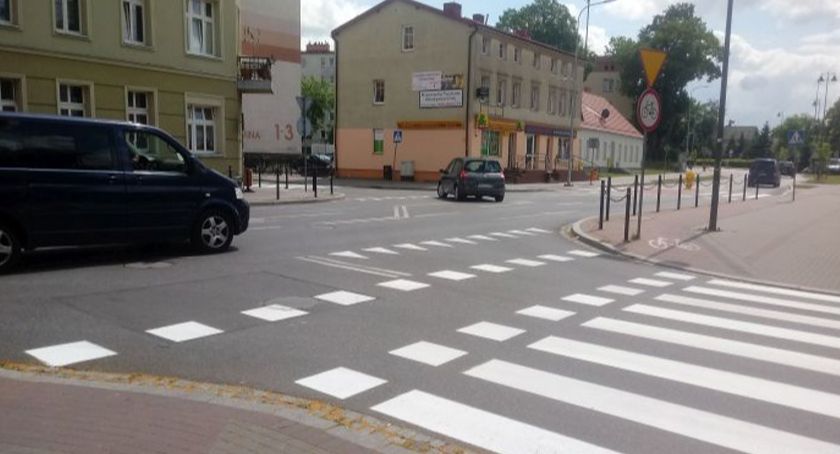 Przejście dla pieszych to nie przejazd rowerowy. Policja wyczula rowerzystów