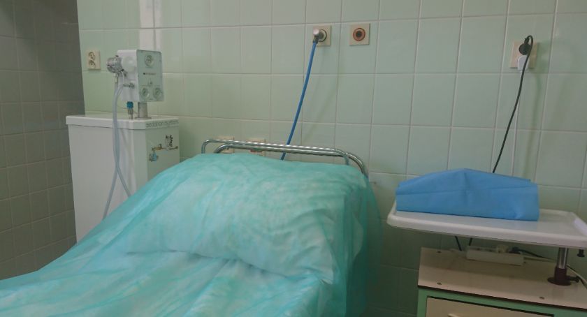 Kto kłamie w sprawie szpitala? Zadłużony „z przyczyn obiektywnych” czy przez zarządzanie?