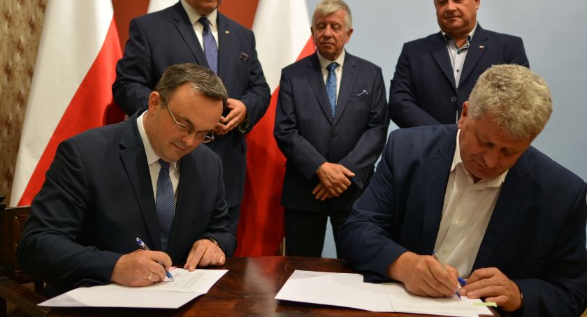 Są pieniądze na kolejne miejsca w domach i klubach seniora. Program Senior Plus także w Szczecinku