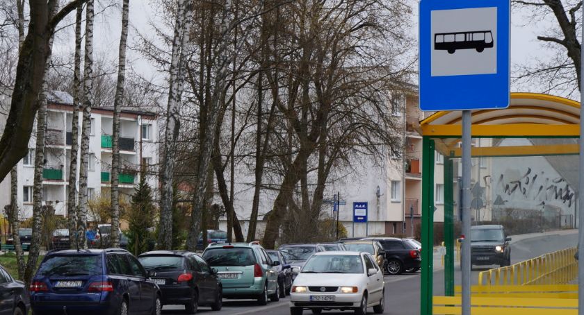 Dlaczego darmowe autobusy nie są w stanie dojechać na Świątki?