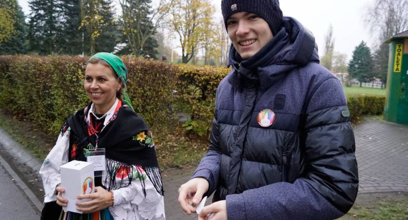 Wszystkich Świętych 2019. Na cmentarzu w Szczecinku odbędzie się kwesta na rzecz hospicjum