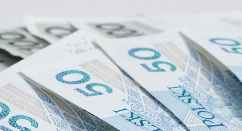 Mniej inwestycji, kredyt i... aż 8 mln zł na darmowe autobusy. Szczecinek ma projekt budżetu na 2020 rok