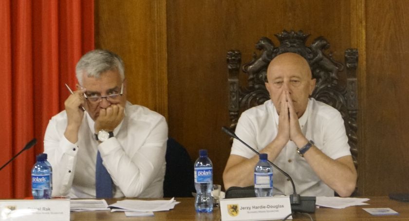 Hardie-Douglas o wyroku Raka: Sędzia chciała zaistnieć