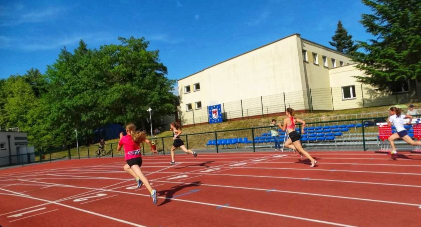 Bieżnia lekkoatletyczna przy ZS nr 6 będzie otwarta