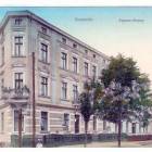 Było to w 1893 r. kiedy w szczerym polu podtapianym przez jeziorne wody, jako pierwsza...