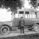Pierwszy autobus pojawił się już pod koniec lat dwudziestych. Na zdjęciu archiwalnym...