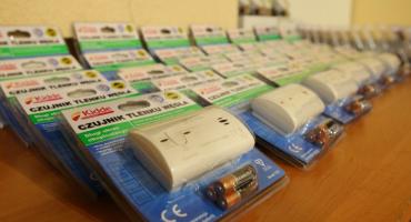 Jak zapobiec tragedii? Straż pożarna: Czujnik dymu ratuje życie