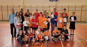 Dzień Dziecka na sportowo. Najmłodsi weszli na kort