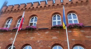 K. Serafiński: Ukraińska flaga przed ratuszem