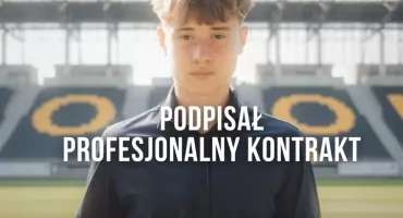 Grzegorz Bakuła podpisał profesjonalny kontrakt z Pogonią Szczecin!