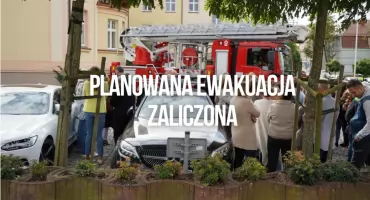 65 urzędników ewakuowanych z starostwa. Sprawdzali, czy umieją uciekać