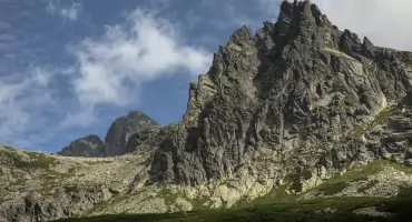 Ubezpieczenie w Tatry Słowackie – jak wybrać solidną polisę i na co zwrócić uwagę?