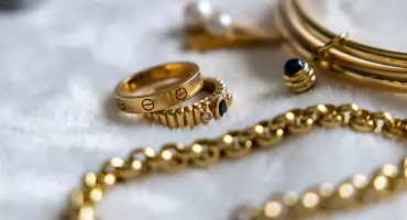 Black Friday: biżuteria vintage i modern – co zawsze pozostanie modne?