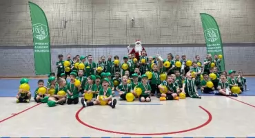 Skrzat Cup 2025. Mecze, Mikołaj i prezenty