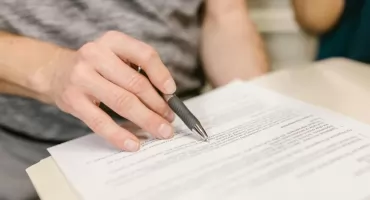 Kalkulator brutto netto VAT – jak szybko policzyć realny koszt i cenę usługi