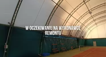 Najtańszy wykonawca odpadł sam. Korty dalej czekają
