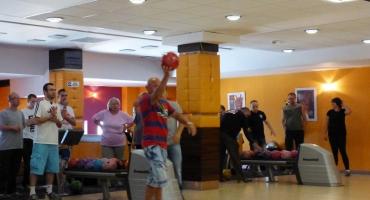Zawody bowlingowe osób głuchych